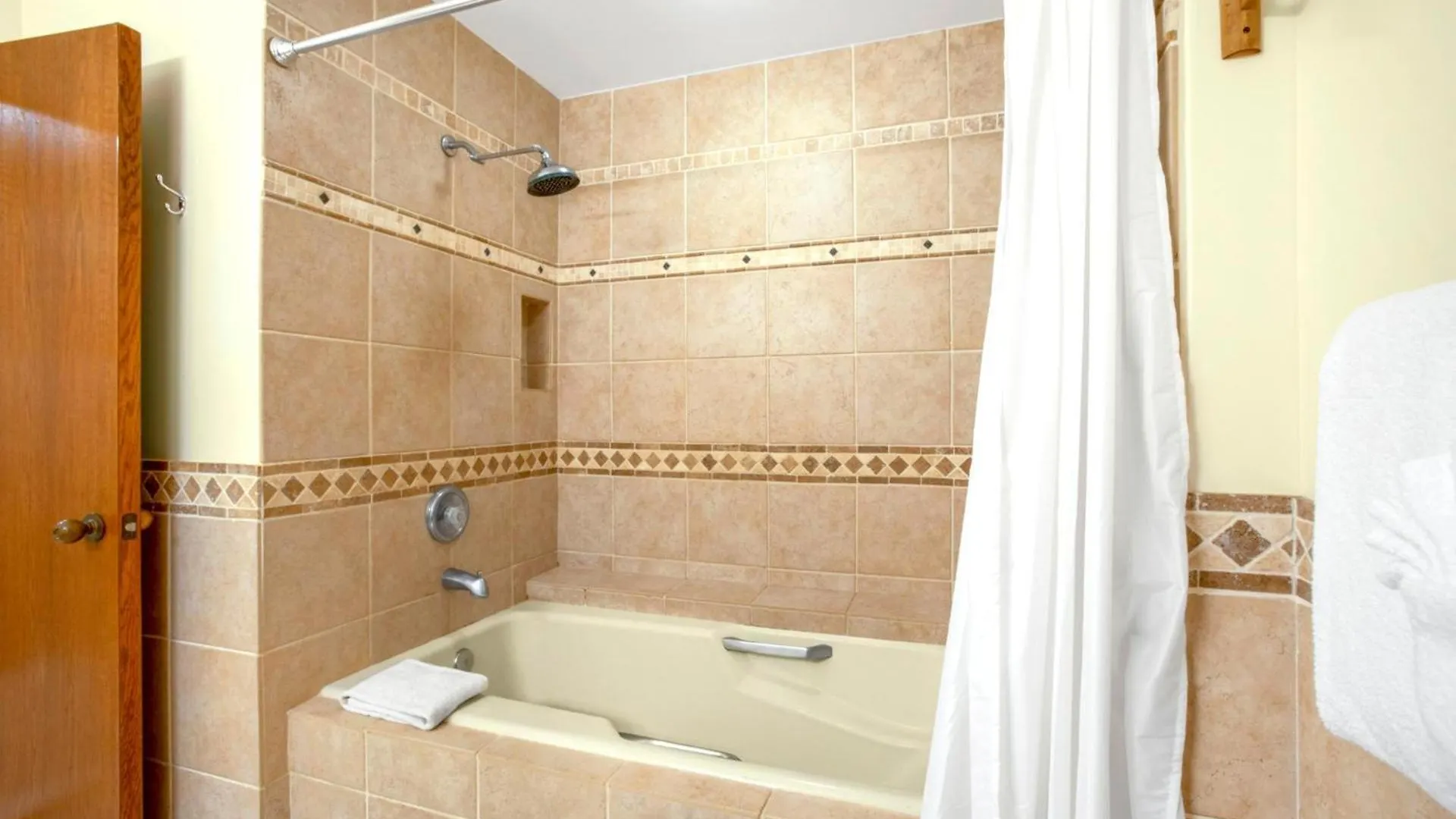 Kbm Resorts Free Car Kaanapali Royal Kro-Q102 Large Floorplan Quick Walk To Beach